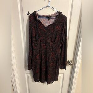 Black and red dragon print hooded ‘Derek heart’ dress